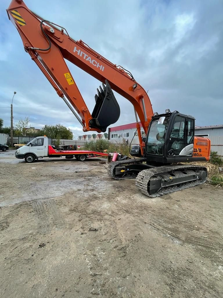 Аренда Экскаватор JCB JS175W в Москве и МО — цена от 28 000 ₽/смена