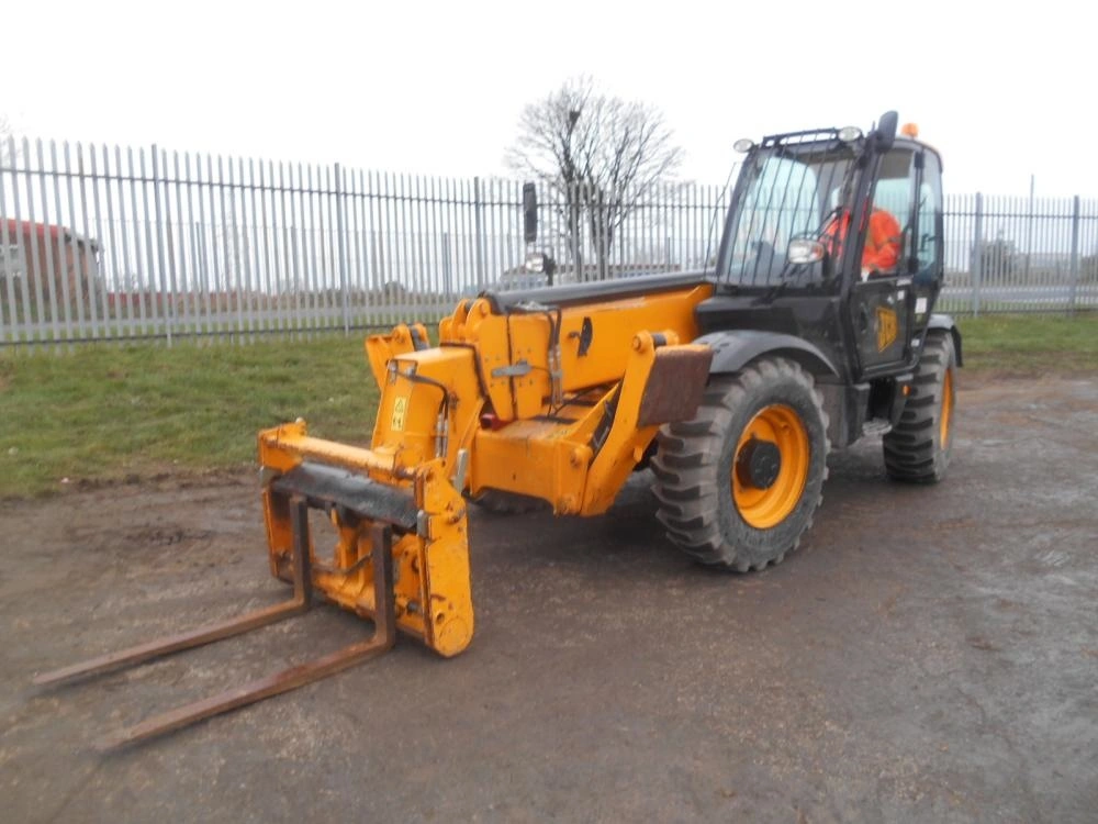 Аренда Экскаватор Caterpillar 308b в Москве и МО — цена от 20 000 ₽/смена